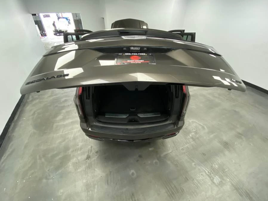 2021 Cadillac Escalade 5th Gen - Image 19 of 19