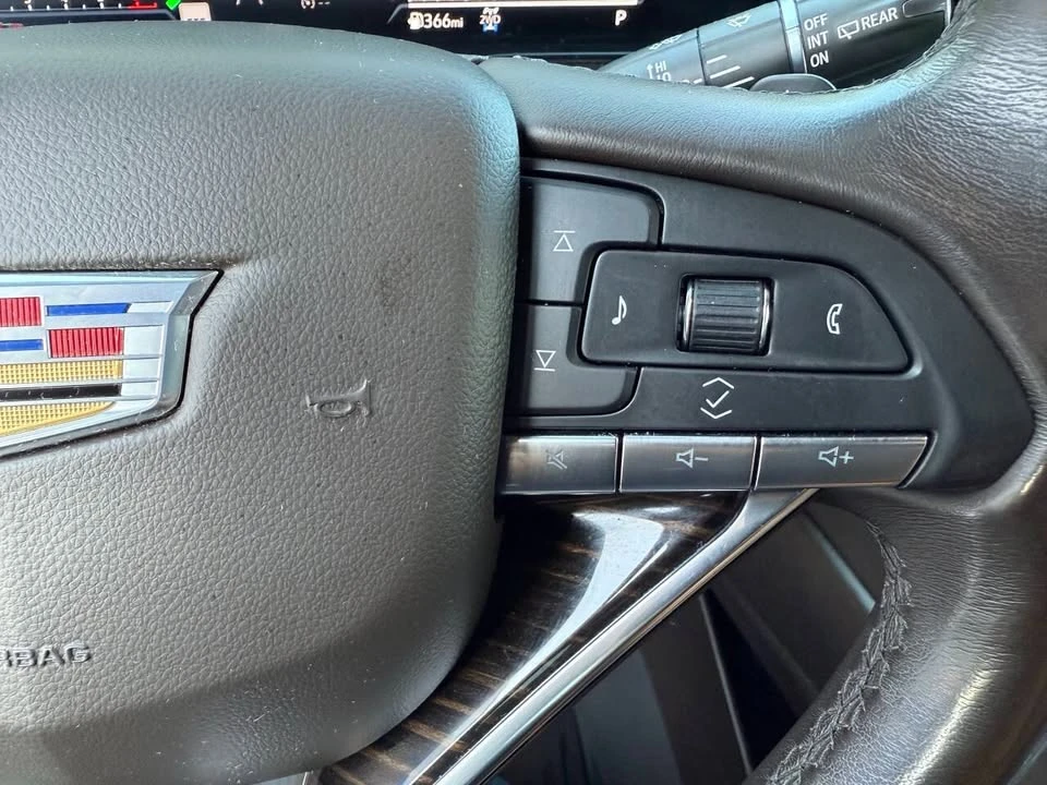 2021 Cadillac Escalade 5th Gen - Image 16 of 20