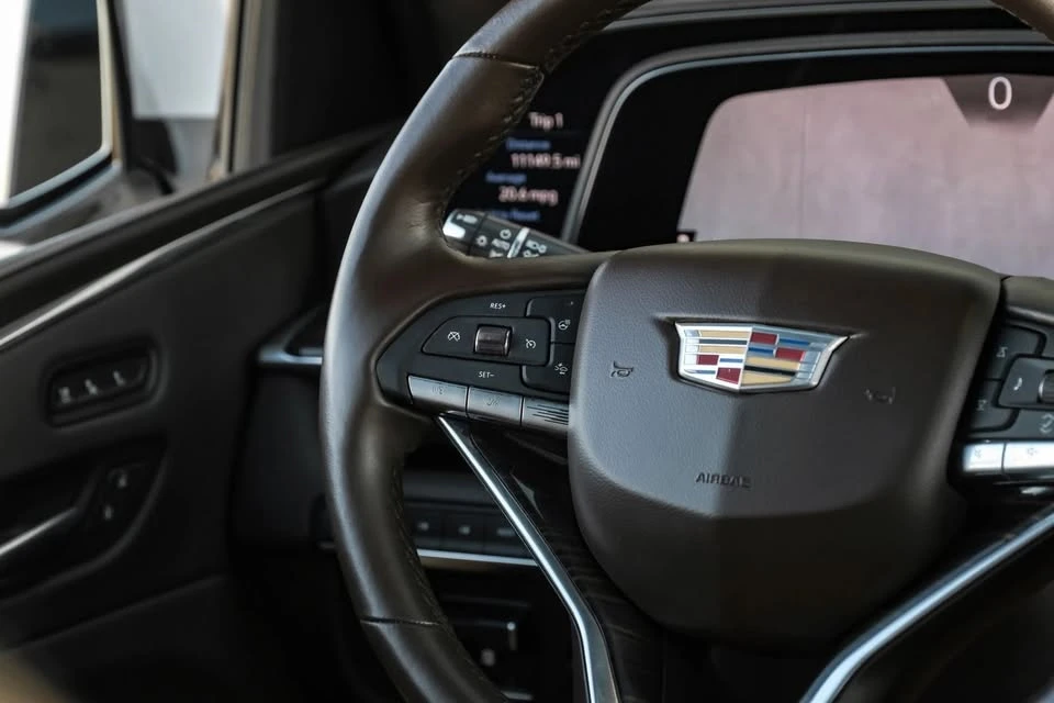 2021 Cadillac Escalade 5th Gen - Image 19 of 20