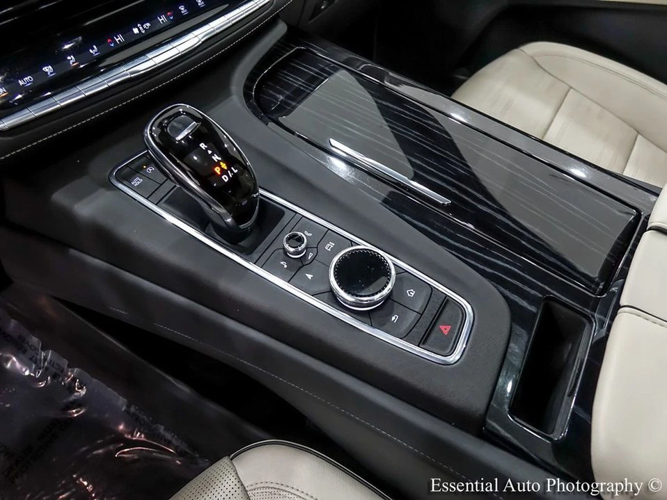 2021 Cadillac Escalade 5th Gen - Image 19 of 20