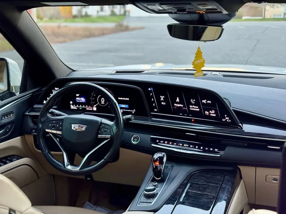 2021 Cadillac Escalade 5th Gen - Image 19 of 20