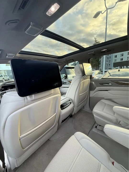 2021 Cadillac Escalade 5th Gen - Image 12 of 20