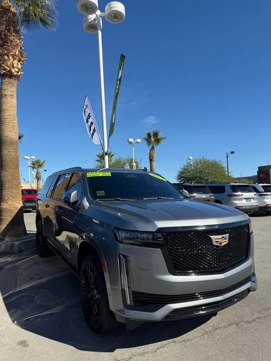 2021 Cadillac Escalade 5th Gen - Image 3 of 3