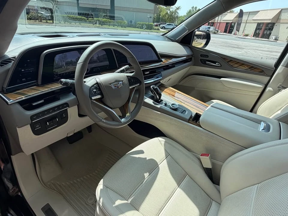 2021 Cadillac Escalade 5th Gen - Image 8 of 20