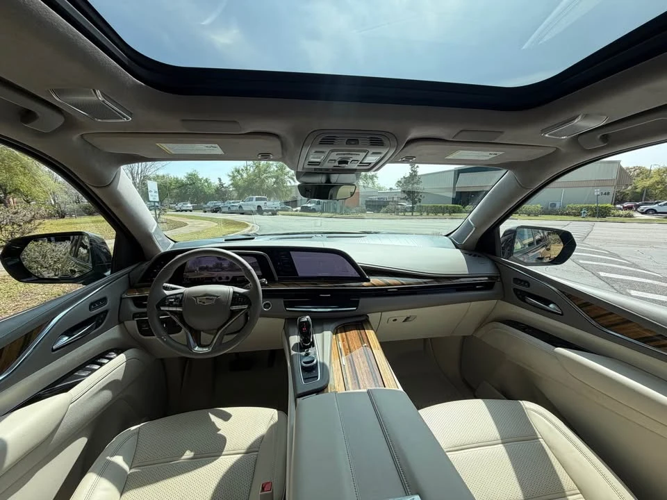 2021 Cadillac Escalade 5th Gen - Image 11 of 20
