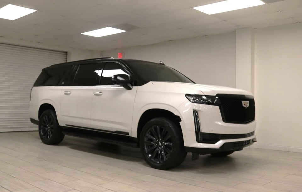 2021 Cadillac Escalade 5th Gen - Image 3 of 19