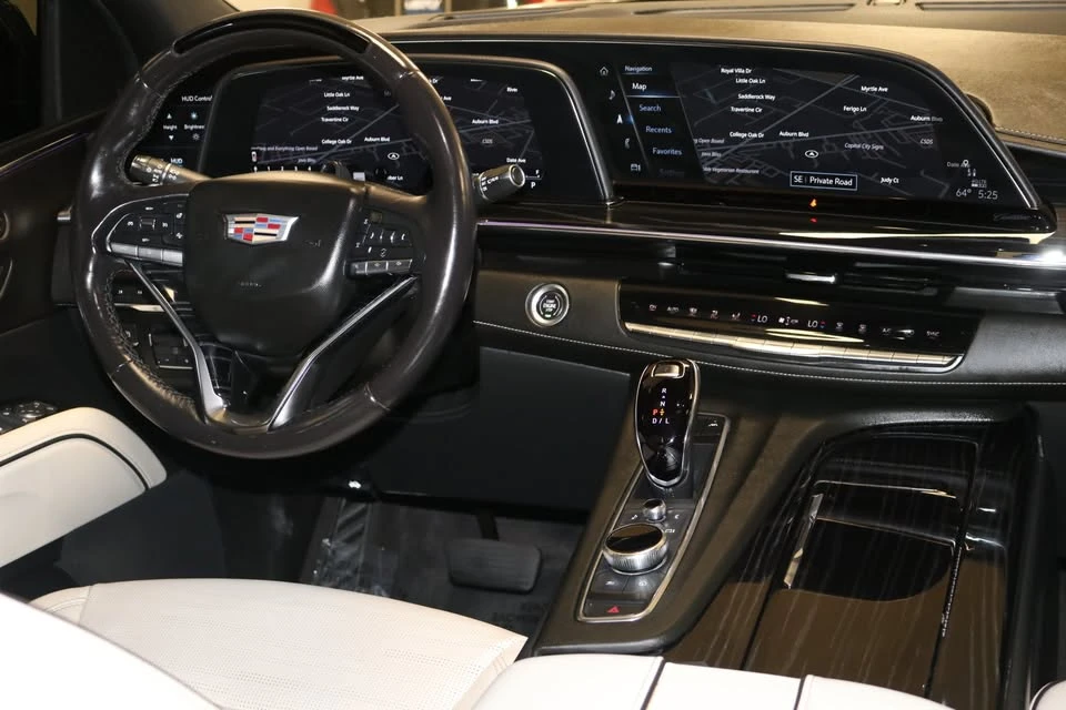 2021 Cadillac Escalade 5th Gen - Image 14 of 19