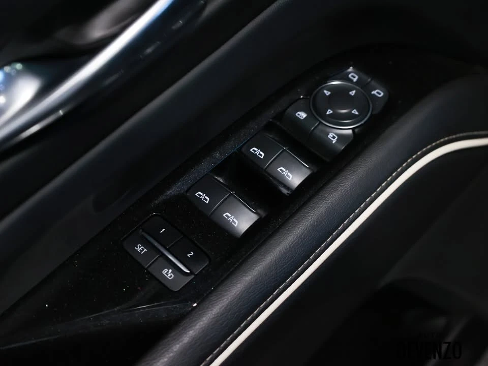 2021 Cadillac Escalade 5th Gen - Image 15 of 20