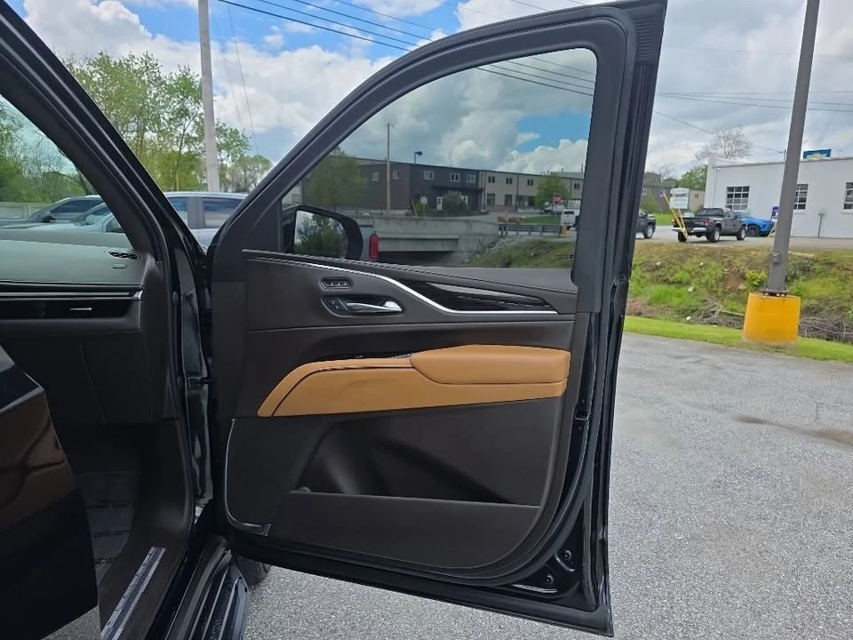 2021 Cadillac Escalade 5th Gen - Image 14 of 20