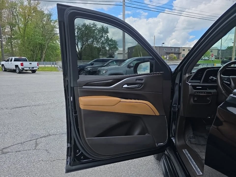 2021 Cadillac Escalade 5th Gen - Image 13 of 20