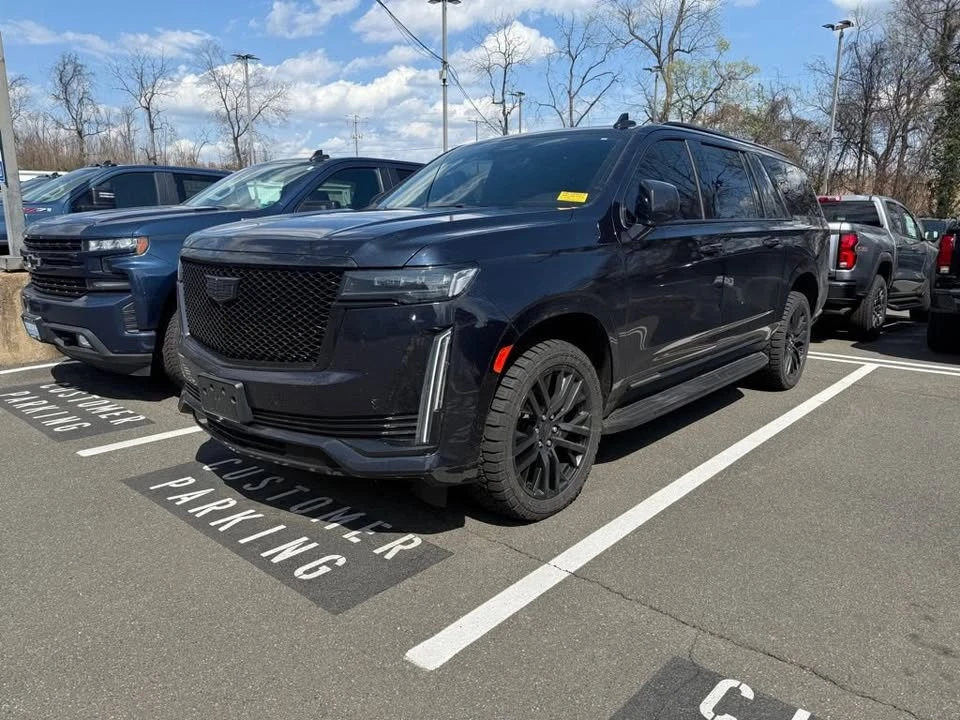 2021 Cadillac Escalade 5th Gen - Image 2 of 20