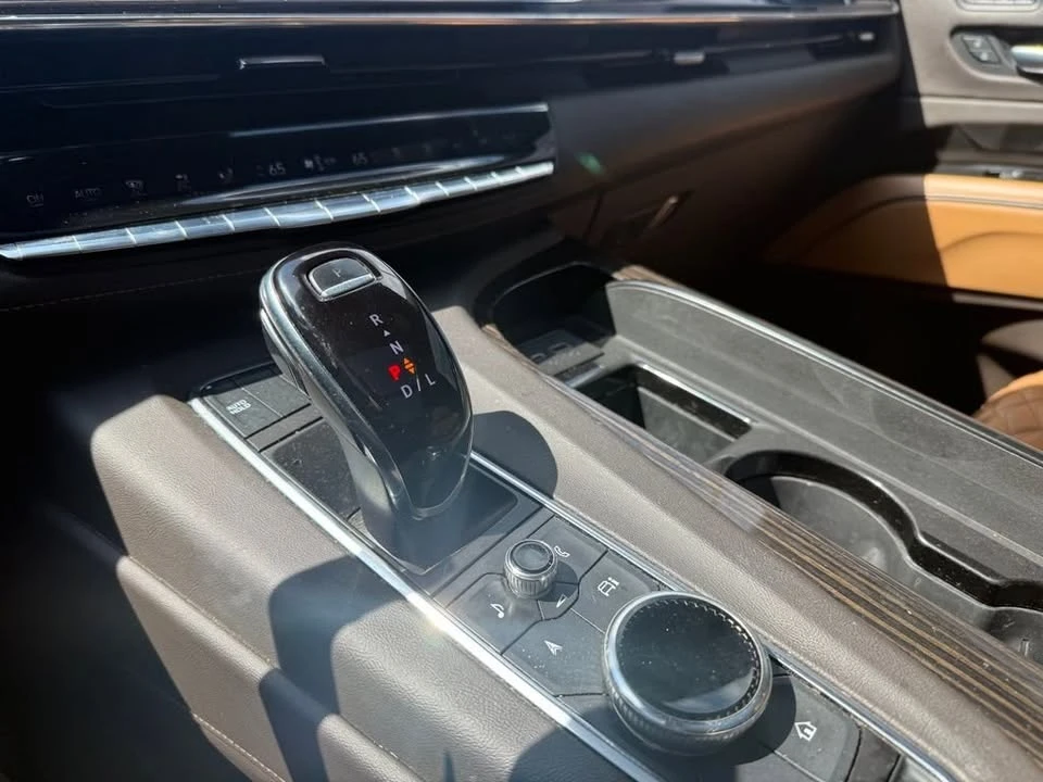 2021 Cadillac Escalade 5th Gen - Image 12 of 20