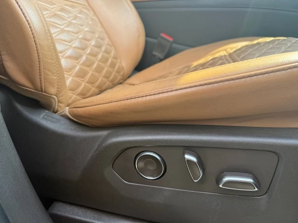 2021 Cadillac Escalade 5th Gen - Image 20 of 20
