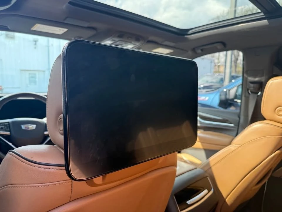 2021 Cadillac Escalade 5th Gen - Image 17 of 20