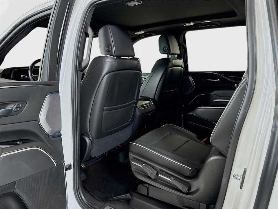 2021 Cadillac Escalade 5th Gen - Image 19 of 19