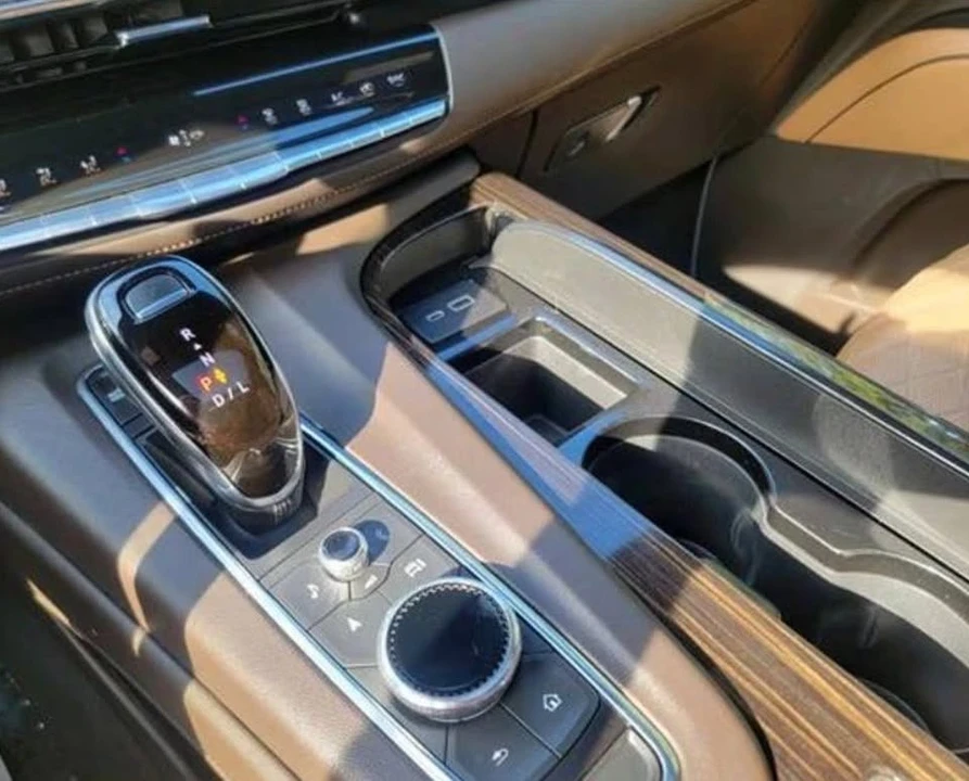 2021 Cadillac Escalade 5th Gen - Image 16 of 16