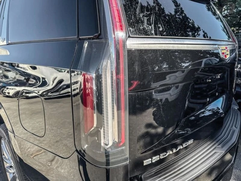 2021 Cadillac Escalade 5th Gen - Image 11 of 16