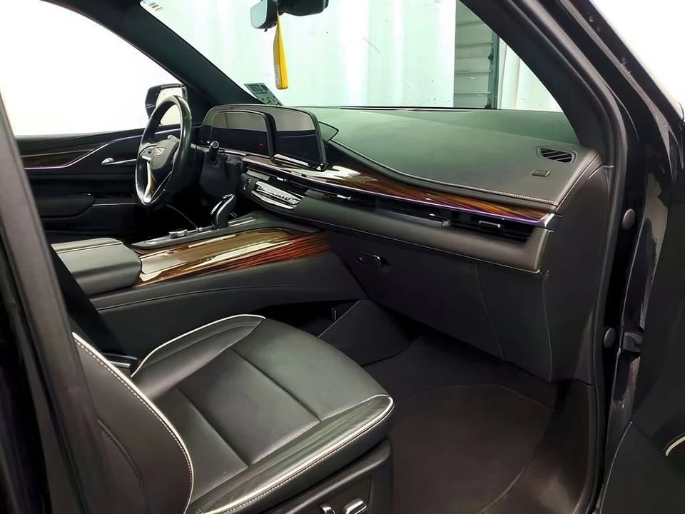 2021 Cadillac Escalade 5th Gen - Image 11 of 17