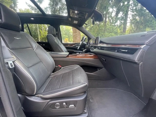 2021 Cadillac Escalade 5th Gen - Image 13 of 20