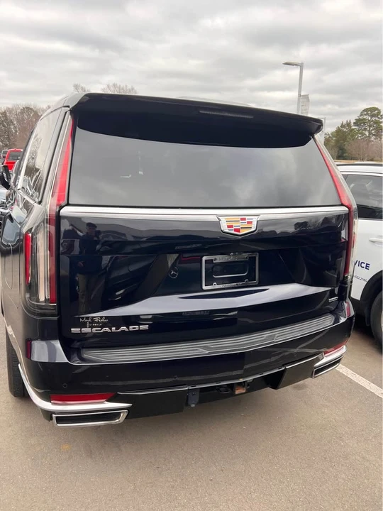 2021 Cadillac Escalade 5th Gen - Image 5 of 9