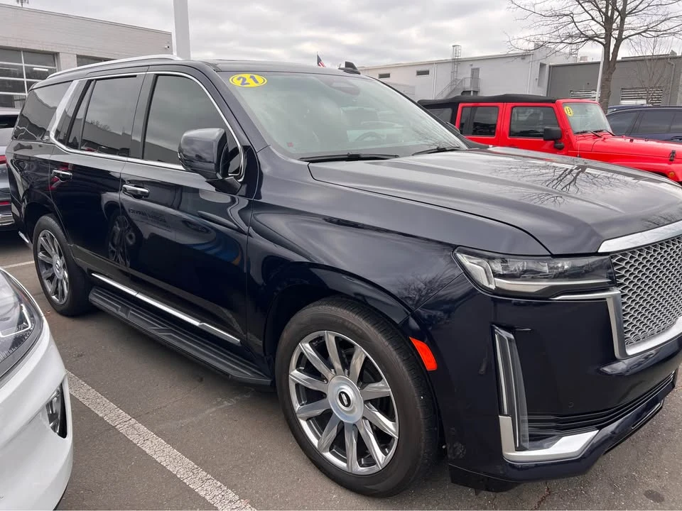 2021 Cadillac Escalade 5th Gen - Image 8 of 9