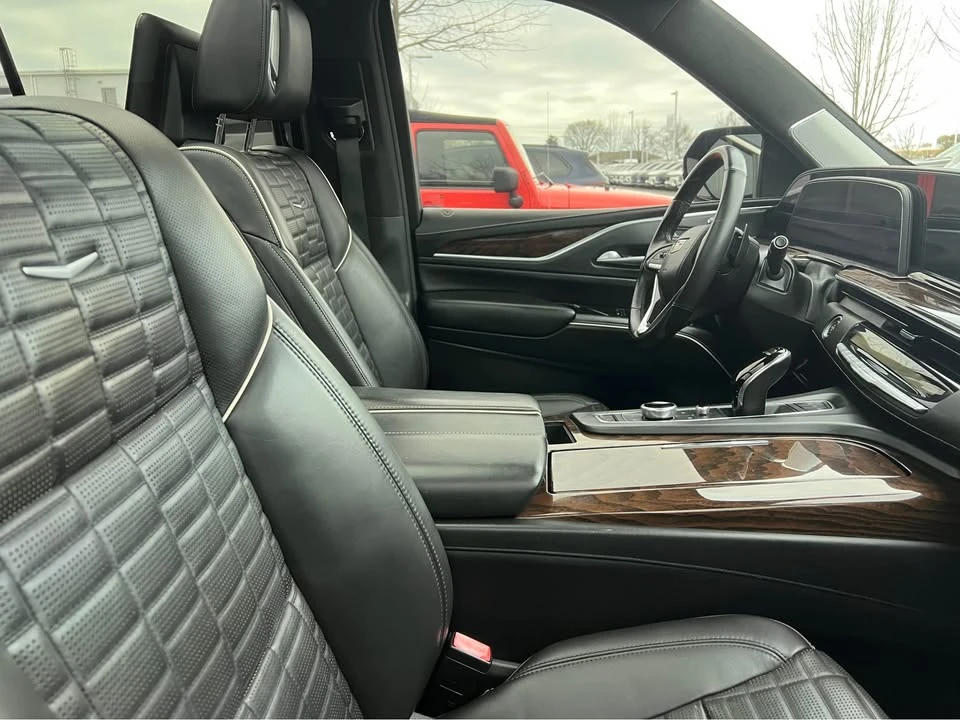 2021 Cadillac Escalade 5th Gen - Image 9 of 9