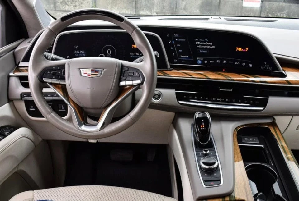 2021 Cadillac Escalade 5th Gen - Image 2 of 19