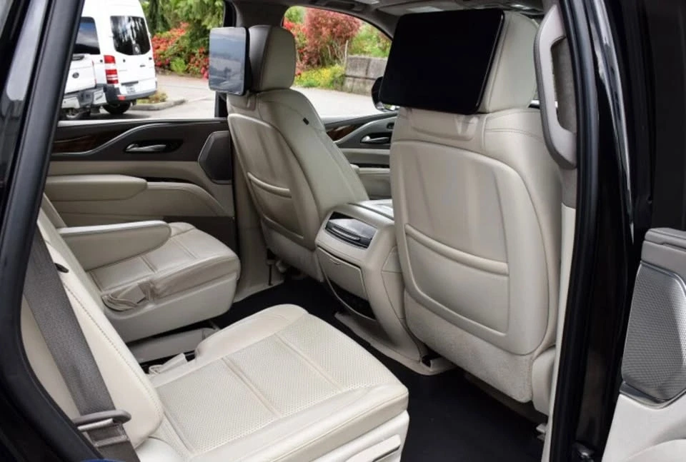 2021 Cadillac Escalade 5th Gen - Image 13 of 19
