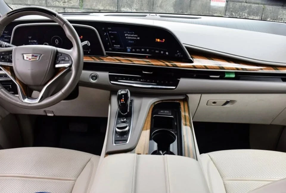 2021 Cadillac Escalade 5th Gen - Image 8 of 19