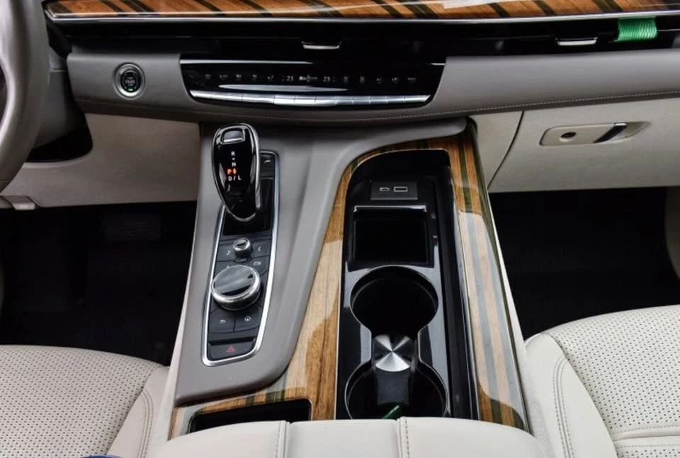 2021 Cadillac Escalade 5th Gen - Image 16 of 19
