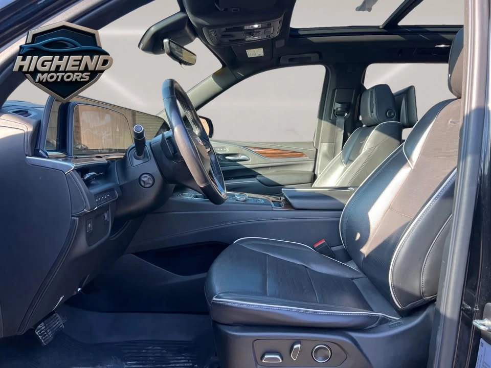 2021 Cadillac Escalade 5th Gen - Image 15 of 18