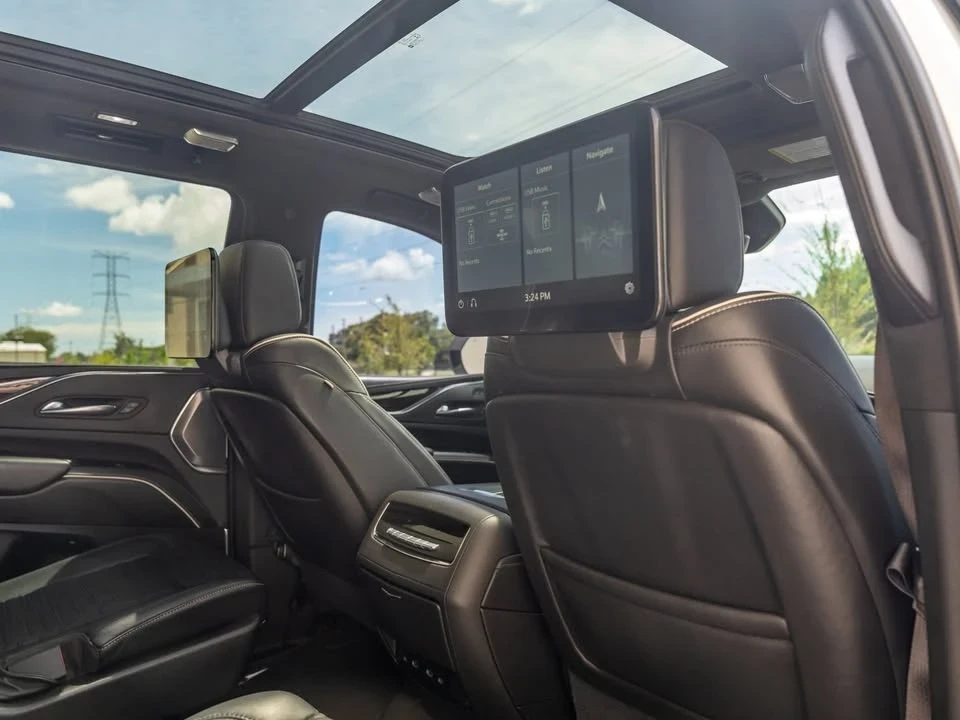 2021 Cadillac Escalade 5th Gen - Image 16 of 20