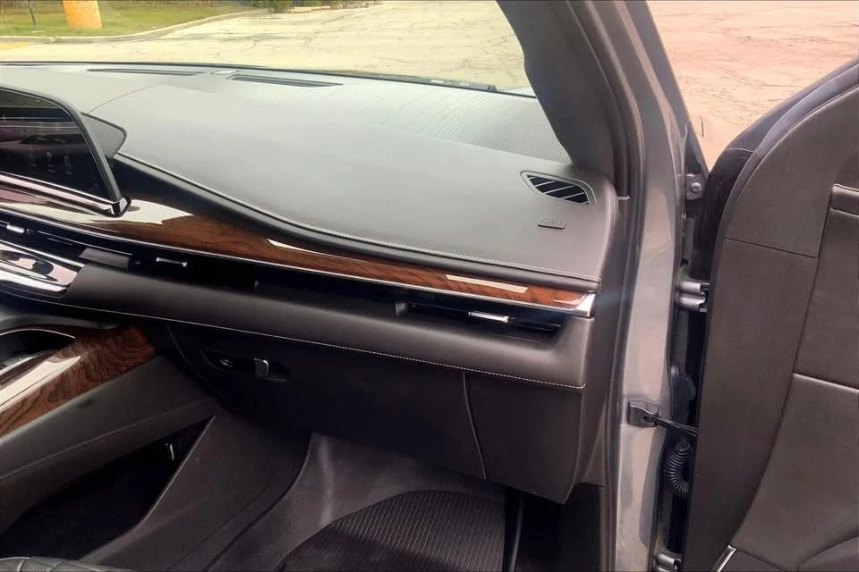 2021 Cadillac Escalade 5th Gen - Image 6 of 16