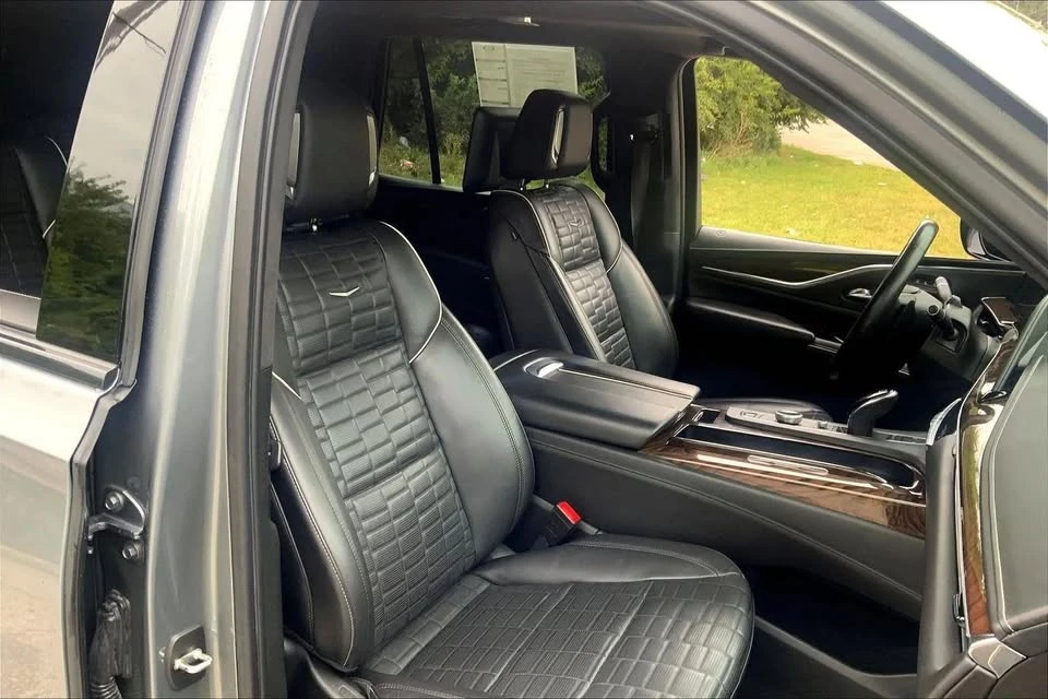 2021 Cadillac Escalade 5th Gen - Image 11 of 16