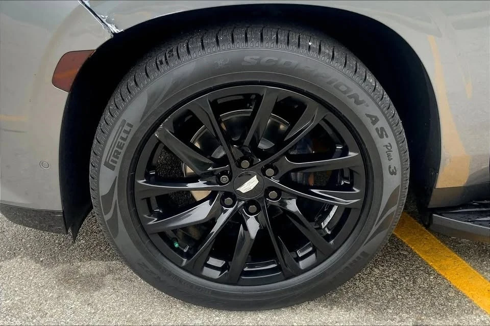 2021 Cadillac Escalade 5th Gen - Image 3 of 16