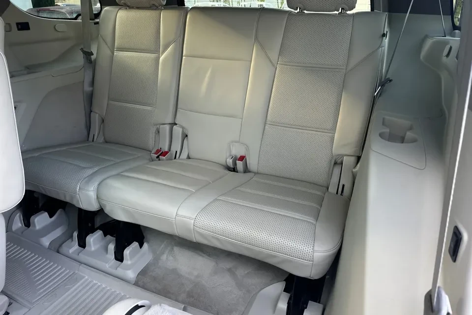 2021 Cadillac Escalade 5th Gen - Image 11 of 20