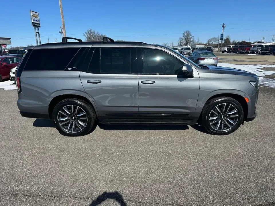 2021 Cadillac Escalade 5th Gen - Image 2 of 10