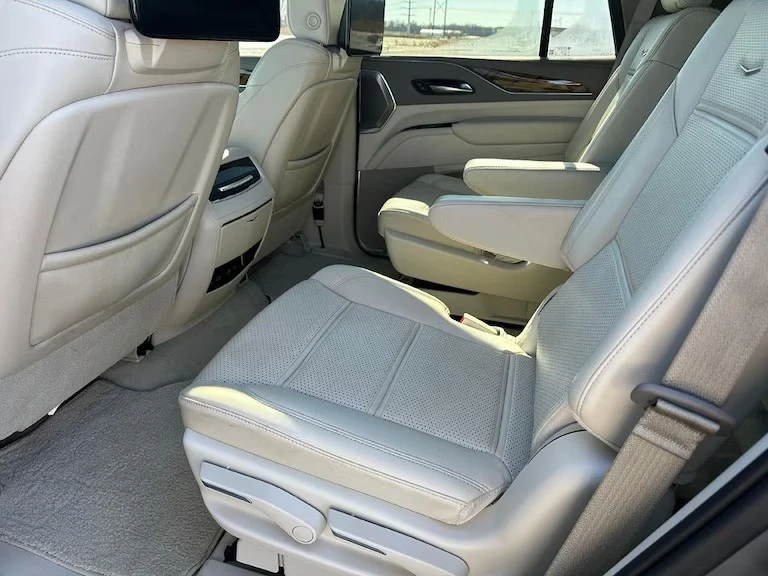 2021 Cadillac Escalade 5th Gen - Image 8 of 10