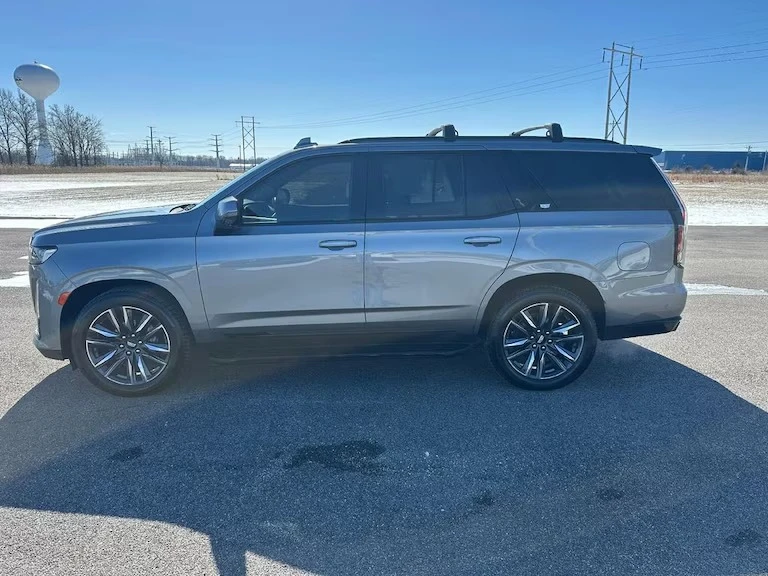 2021 Cadillac Escalade 5th Gen - Image 3 of 10