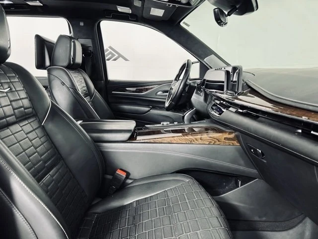2021 Cadillac Escalade 5th Gen - Image 19 of 20