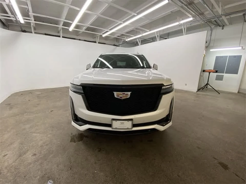 2021 Cadillac Escalade 5th Gen - Image 9 of 20