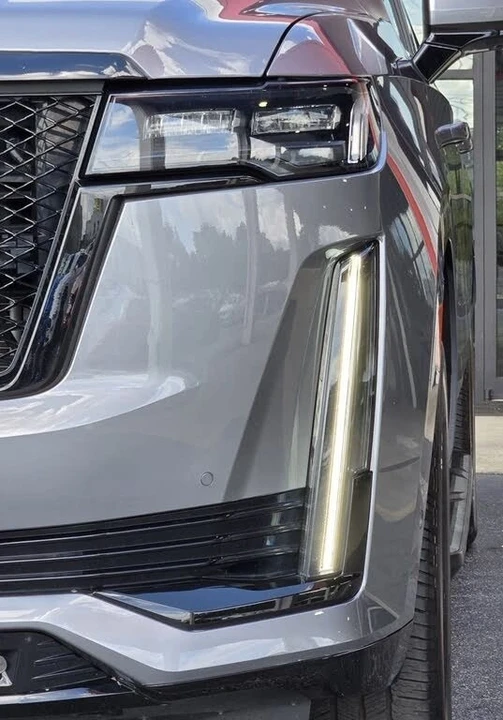 2021 Cadillac Escalade 5th Gen - Image 11 of 16