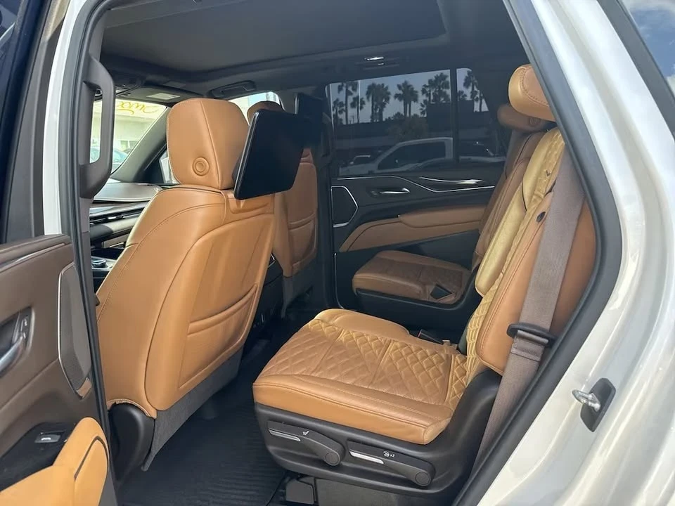 2021 Cadillac Escalade 5th Gen - Image 4 of 6