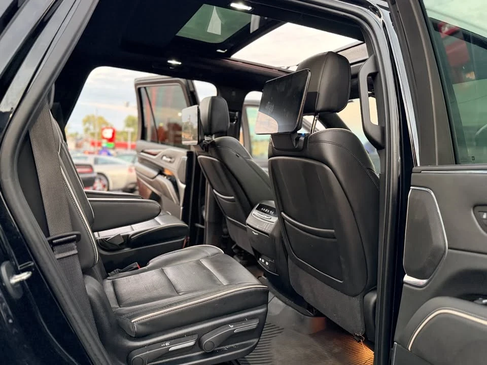 2021 Cadillac Escalade 5th Gen - Image 15 of 20