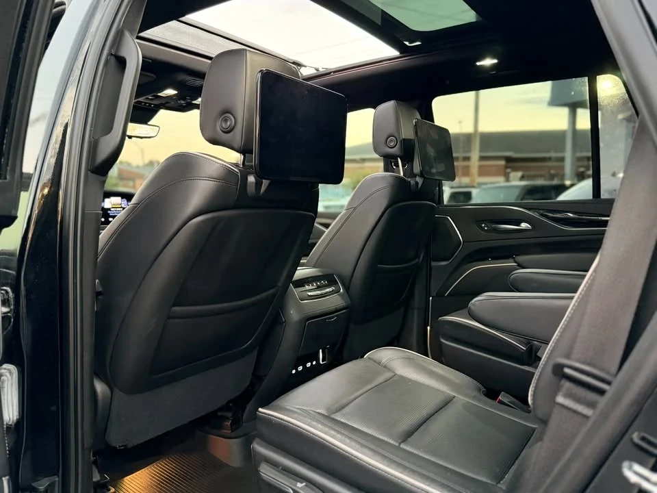 2021 Cadillac Escalade 5th Gen - Image 13 of 20