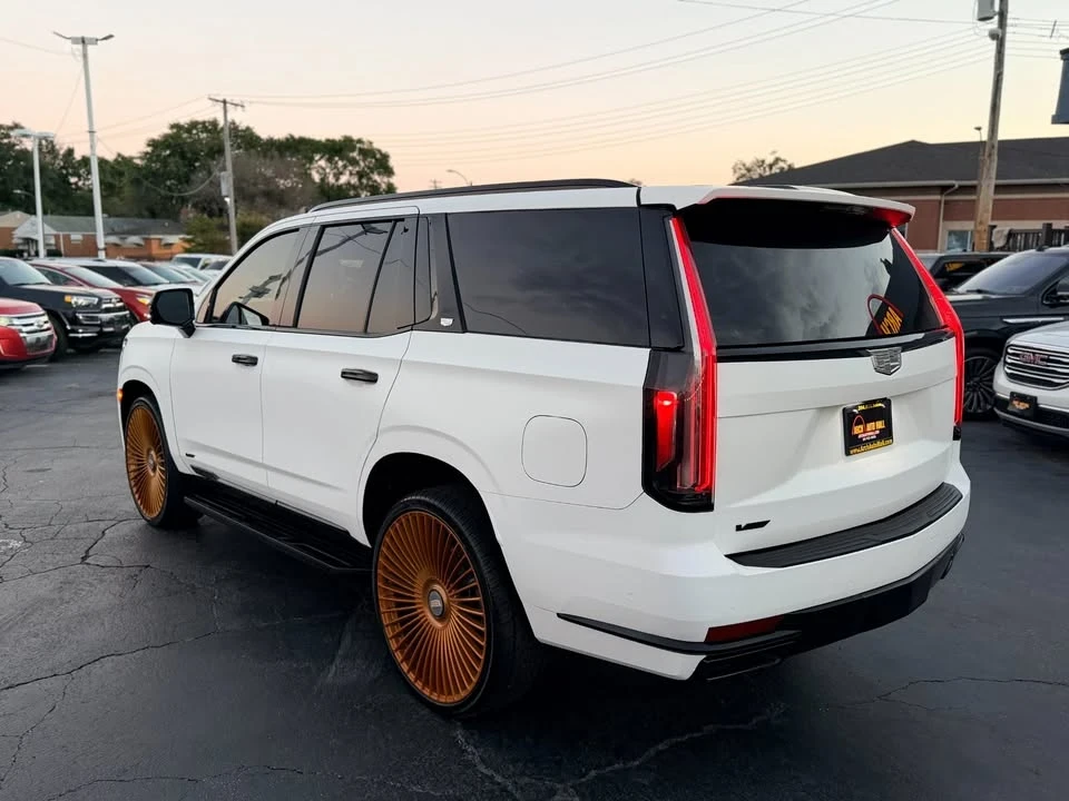 2021 Cadillac Escalade 5th Gen - Image 8 of 20