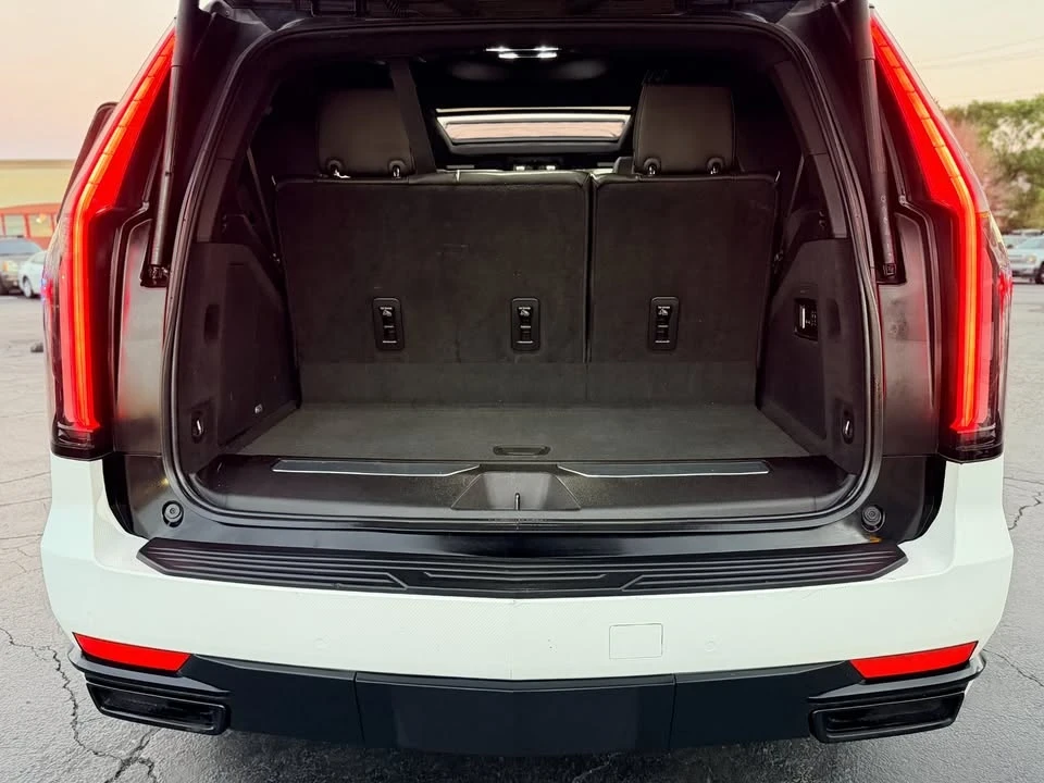2021 Cadillac Escalade 5th Gen - Image 14 of 20