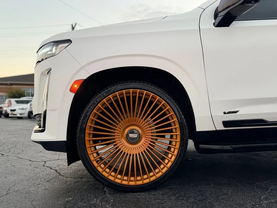2021 Cadillac Escalade 5th Gen - Image 10 of 20