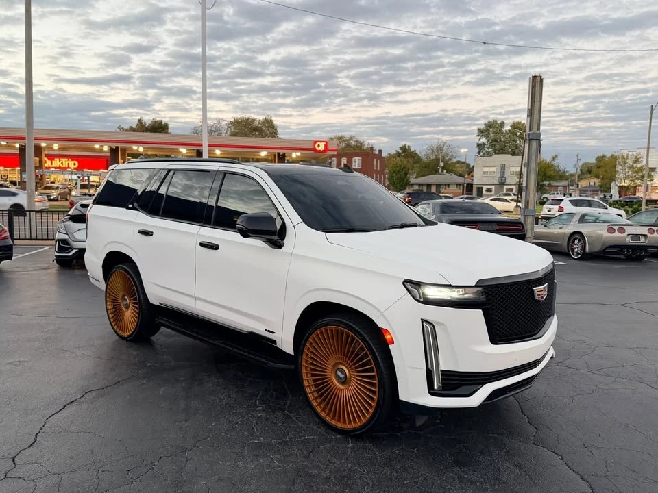 2021 Cadillac Escalade 5th Gen - Image 4 of 20