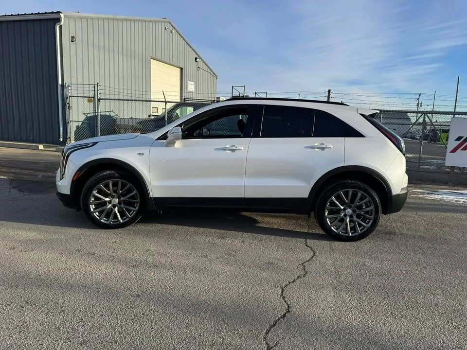 2021 Cadillac XT4 - Image 4 of 17